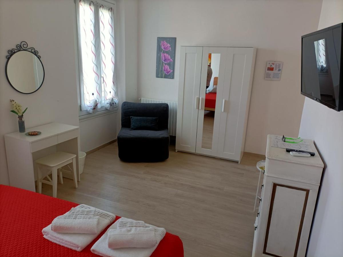Affittacamere Il Chiostrino Guest House Florenz Exterior foto